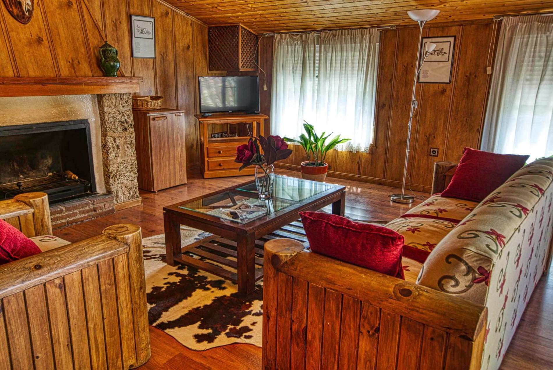 ארויו פריו Hotel Rural Noguera De La Sierpe מראה חיצוני תמונה
