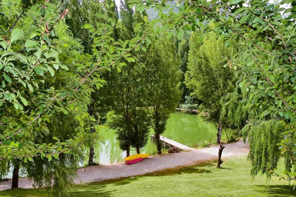 ארויו פריו Hotel Rural Noguera De La Sierpe מראה חיצוני תמונה