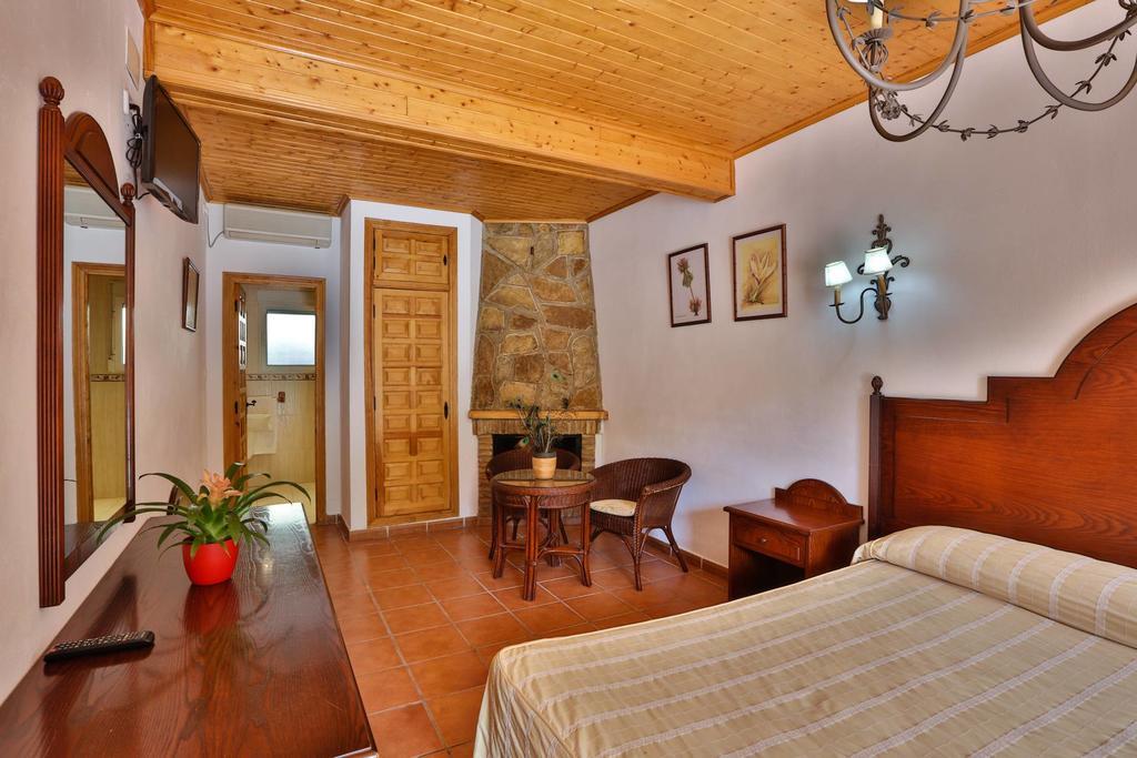 ארויו פריו Hotel Rural Noguera De La Sierpe מראה חיצוני תמונה