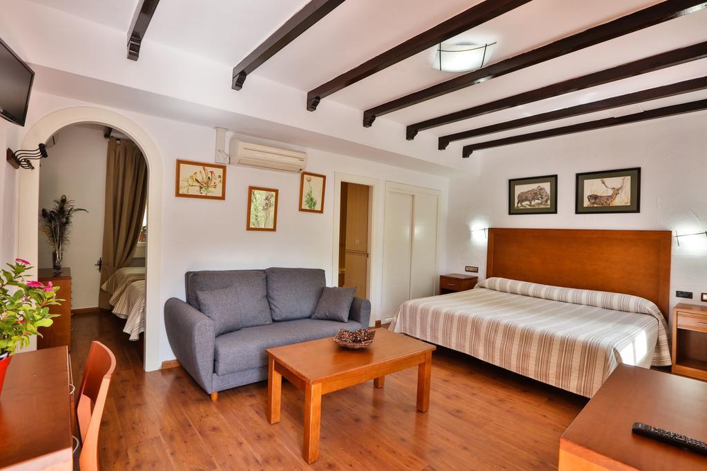 ארויו פריו Hotel Rural Noguera De La Sierpe מראה חיצוני תמונה